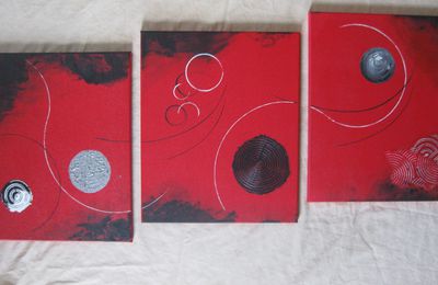 Triptyque du cosmos rouge