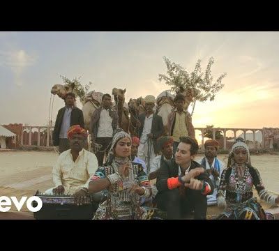 Kinky - Acento en la U ft. Mariel Mariel