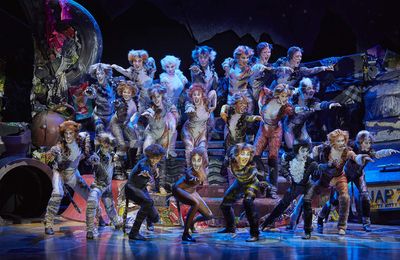 Cats, le Musical triomphe à Paris et joue les prolongations au Théâtre Mogador