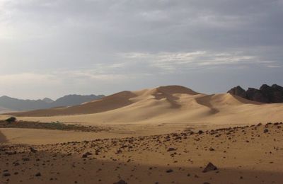 Grande dune au crépuscule