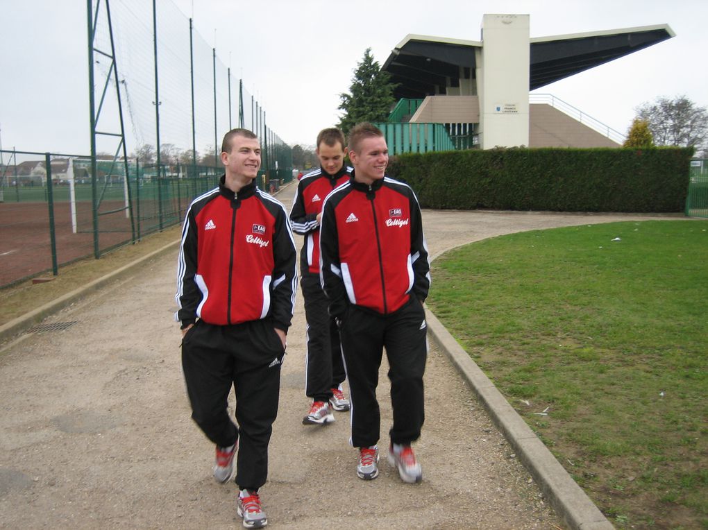 Déplacement à Paris.
Campanile à Morangis puis match à Orsly ville.
Victoire 3-2.