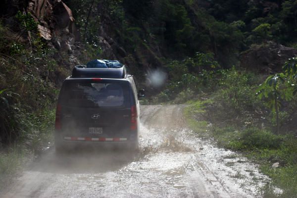 Von Arica (Chile) nach Tacna, Arequipa, Cusco, Aquas Calientes, Machu Picchu bis Puno am Titicacasee und Zurück über Tacna nach Arica (Chile). Eine schöne Reise durch ein Stück Peru.