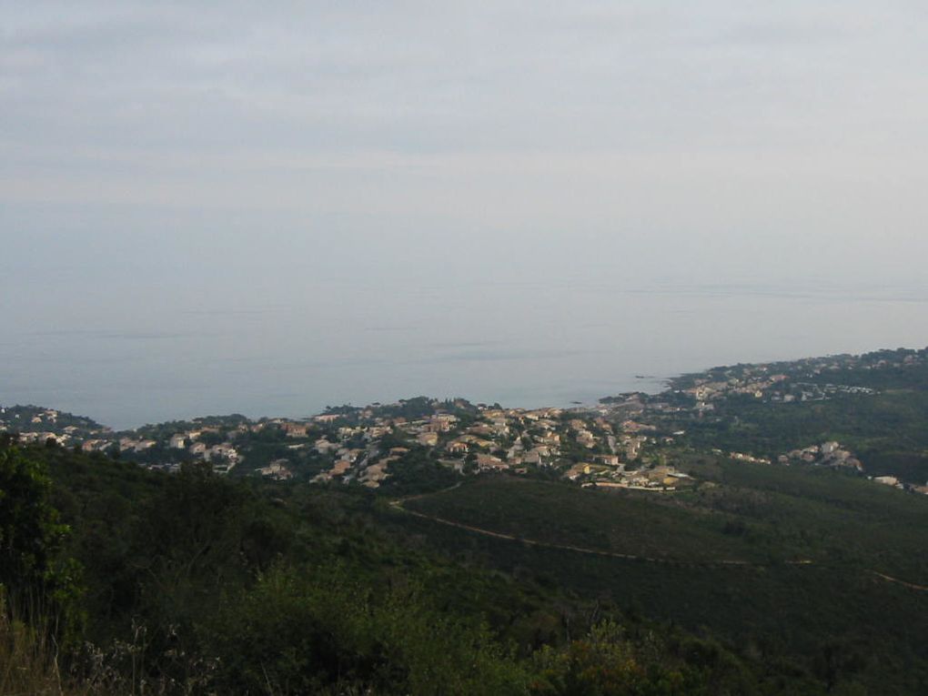 Quelques vues du tracé empruntant les pistes et chemein situés sur le domaine du conservatoire du littoral.