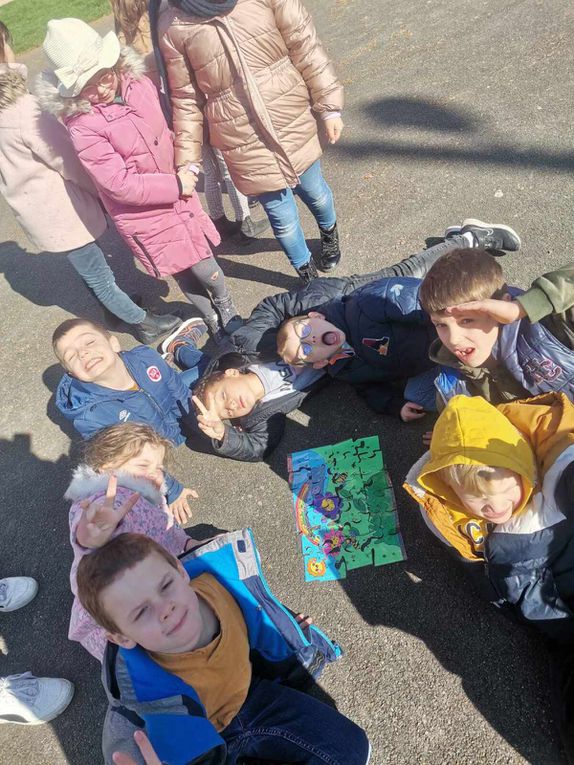 jeudi à la MJC nous avons accueilli Malika et Adriano qui ont partagé avec nous leurs culture, traditions et recettes. Tout au long de la semaine, les petits ont voyagé autour du monde à travers le voyage de P'tit loup.en passant par Paris, le Brésil, le Canada, l'Italie, et pour finir aujourd'hui, l'Egypte.  Bonne rentrée à tous, passez un agréable week-end