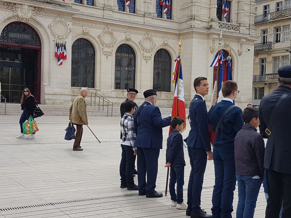 Poitiers commémoration du 8 mai 1945