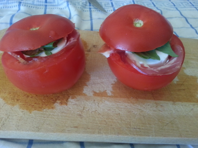 Tomates farcies au bacon et  fromage de chèvre