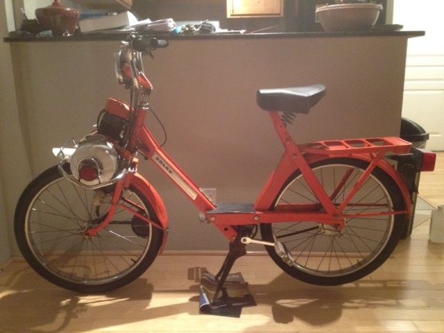 Ted V.'s orange 1975 4600 V2 
Colorado, USA