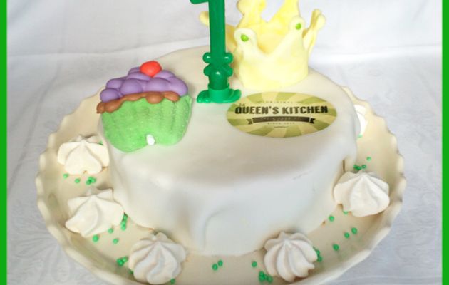 il primo compleanno del blog e la torta queen's kitchen