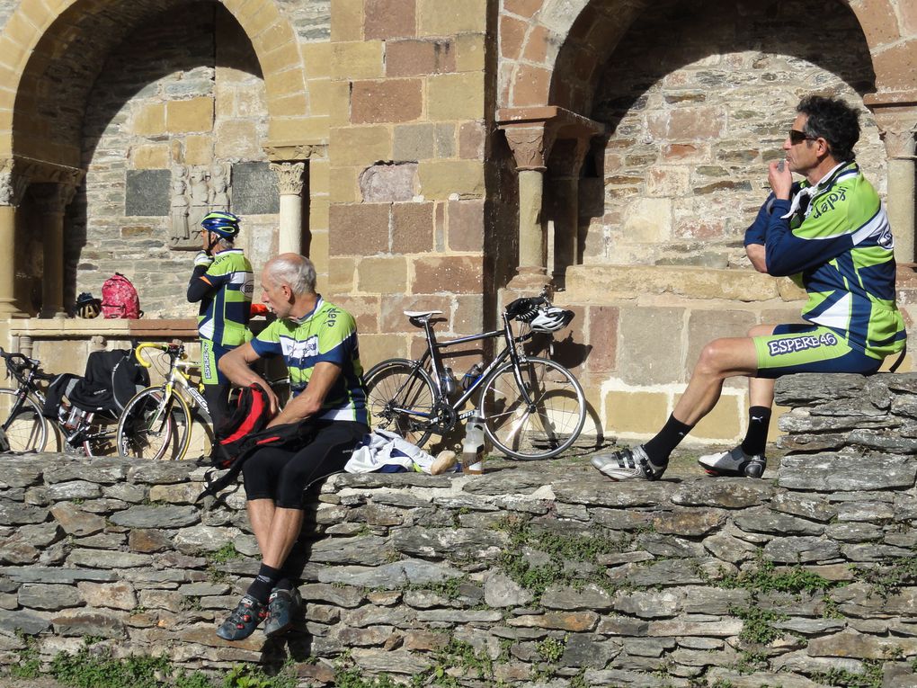 L'AS Espère Cyclo dans le Rougier de Marcillac-Vallon