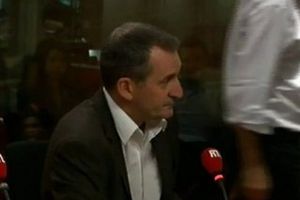 Enregistrement vidéo du "débat" entre les auditeurs de RTL et Christian Chevalier, Secrétaire général du SE-UNSA (28 septembre 2011)