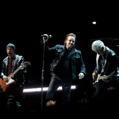 U2 et Bono n'ont pas vraiment laissé Bercy sans voix