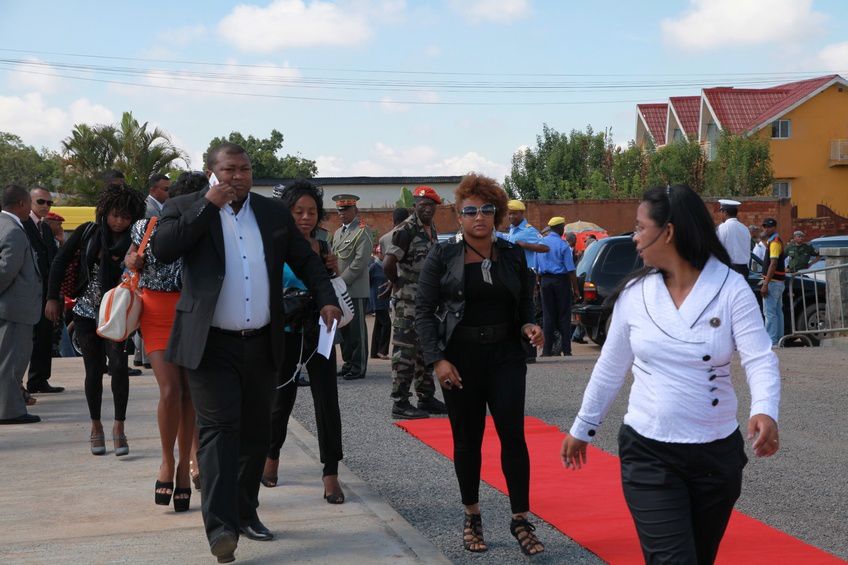 Dans le cadre du IIè anniversaire de la IVèRépublique, le couple présidentiel, Andry et Mialy Rajoelina, a inauguré le «Coliseum de Madagascar» sis à Antsonjombe. 1ère partie. Photos: Harilala Randrianarison