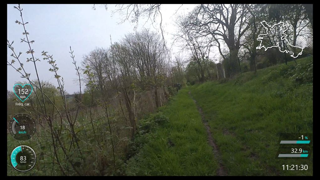 Retour au VTT pour la préparation au Roc D'Ardenne, 45Km D+620m, avec Patrice et Chris. Beau temps mais terrain très gras.