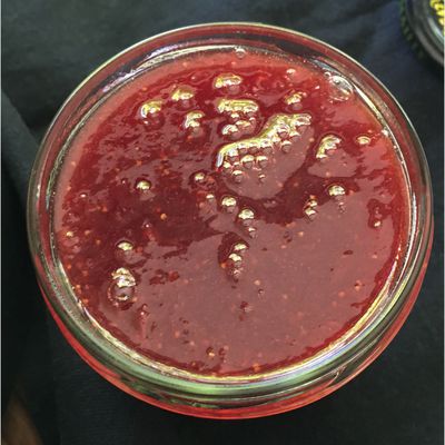 Confiture de fraises à l’eau de rose