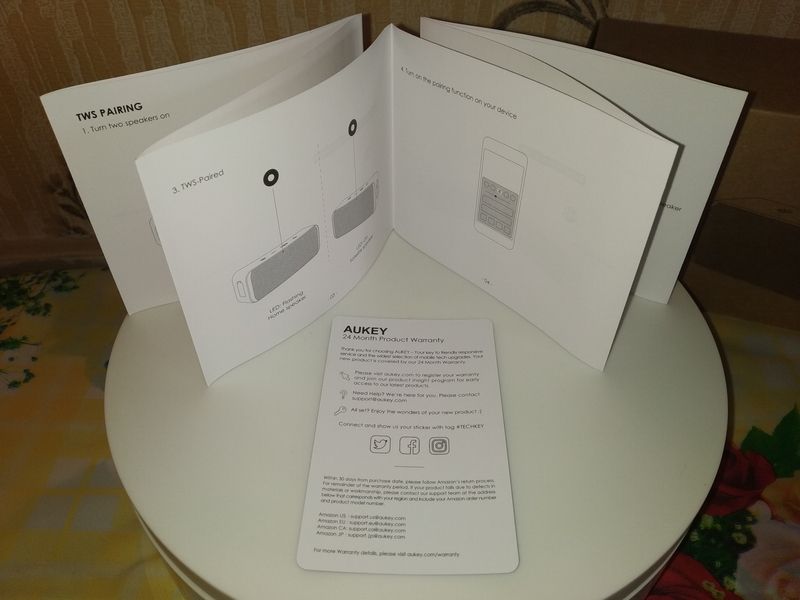 Unboxing de l'enceinte nomade Bluetooth 5.0 Crystal Clear Stéréo 20 Watts - Aukey SK-A2 @ Tests et Bons Plans