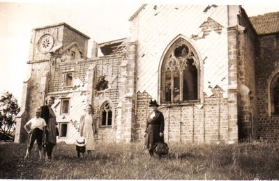 La chapelle de Ronchamp en 1945