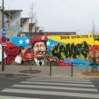  fresque dédiée à Hugo Chavez (président de la République du Venézuela décédé le 5 mars 2013), qui fût toyée à plusieurs reprises par des antifas.  Le mur en hommage à Chavez :