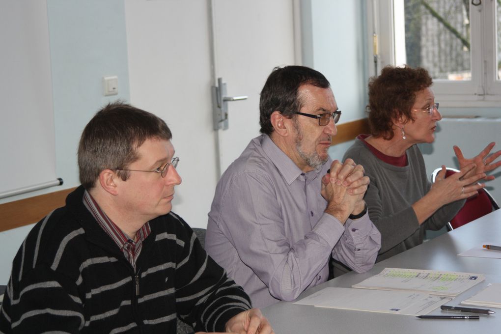 Vues prises pendant l'assemblée générale de l'AEPB à Pontivy le 18 février 2011. Election de Nelly Fruchard à la présidence.