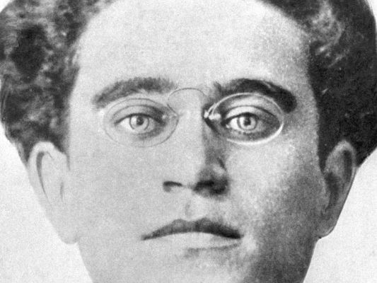 CONTRE-COURANT. Je hais le Nouvel An, par Antonio Gramsci.