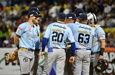 Navegantes del Magallanes no pudo con Tiburones de La Guaira en Caracas