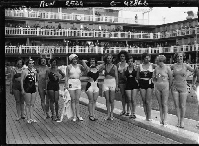 PARIS PISCINE MOLITOR. 