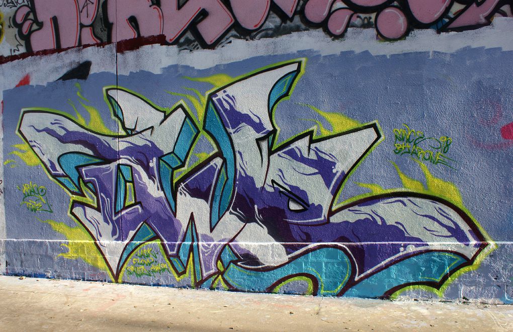 Album - Graffitis-Pyrenees-Story-011