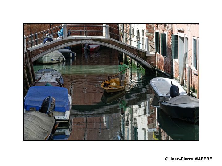 Flâner dans Venise, une occasion de sortir des sentiers battus et de photographier des aspects insolites de cette ville.