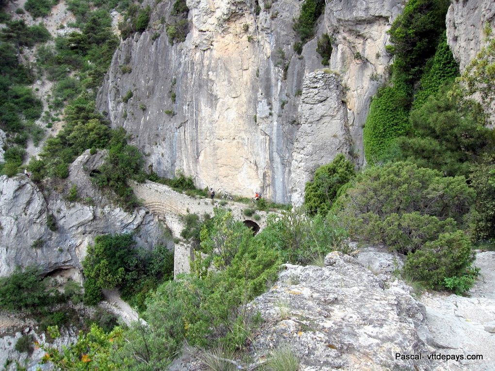 Album - Autour-du-Mont-St-Baudille