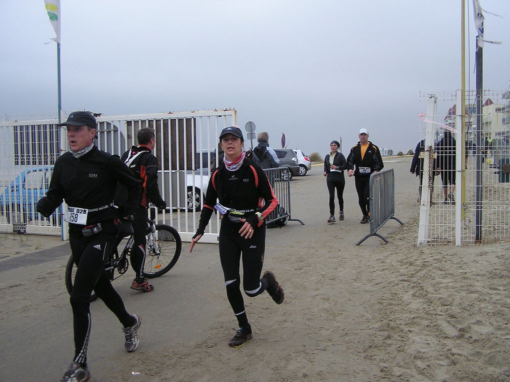 environ 150 photos du trail D2B entre Le Touquet et Berck Sur Mer, le 24 janvier 2010