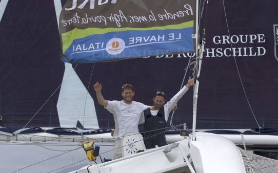 Edmond de Rothschild remporte la Transat Jacques Vabre en MOD 70