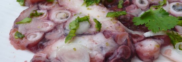 Salade de poulpe au combawa et à la coriandre