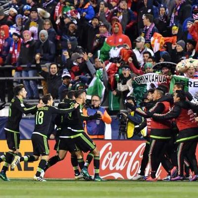 (VÍDEO) Gol agónico de Rafael Márquez le da victoria a México en EEUU.