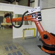 Industrial Robot Improved Hybrid Manufacturing Process