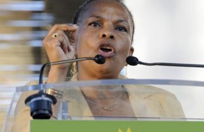 Christiane Taubira répond à la virilité intimidante de Manuel Valls...