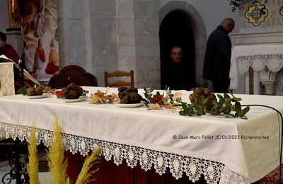 Richerenches, la truffe à l'honneur sur l'autel de l'église