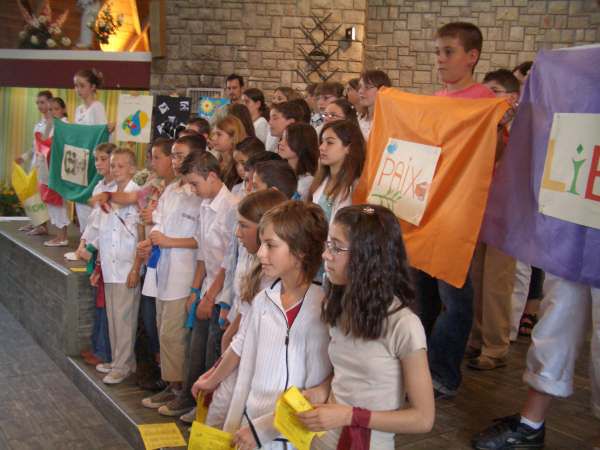 Les photos de la célébration du 10 juin 2007, en l'église Saint Joseph Artisan, Onet le Château