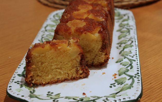 GATEAU RENVERSE AUX POMMES CARAMELISEES