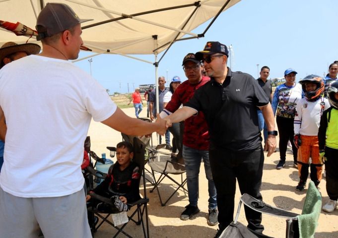 En el Parque Extremo de Playa Waikiki en Puerto Cabello se realizó exitoso Campamento de Bicicross