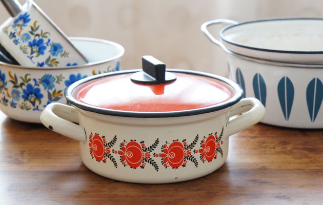 Casseroles poêlon cocotte vintage rétro kitsch émail émaillé 