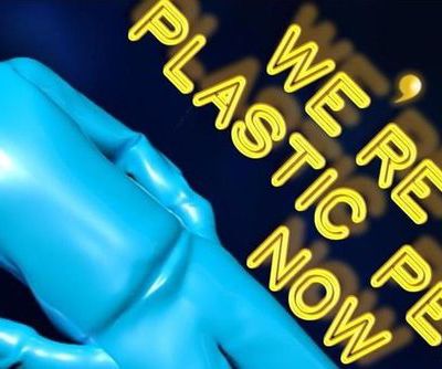 Nous sommes tous des personnes de plastique maintenant : Un documentaire révolutionnaire