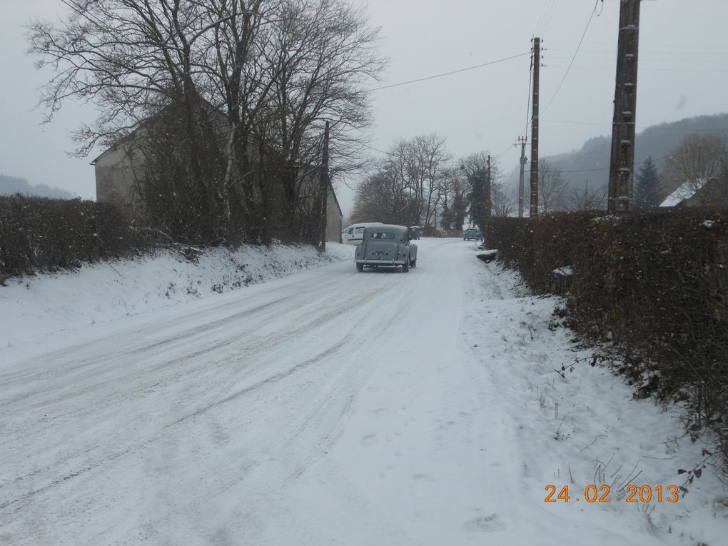 Notre sortie Glace et Neige du 24 février qui portait bien son nom cette année. Nous avons parcouru 80 kms sur des petites routes enneigées.