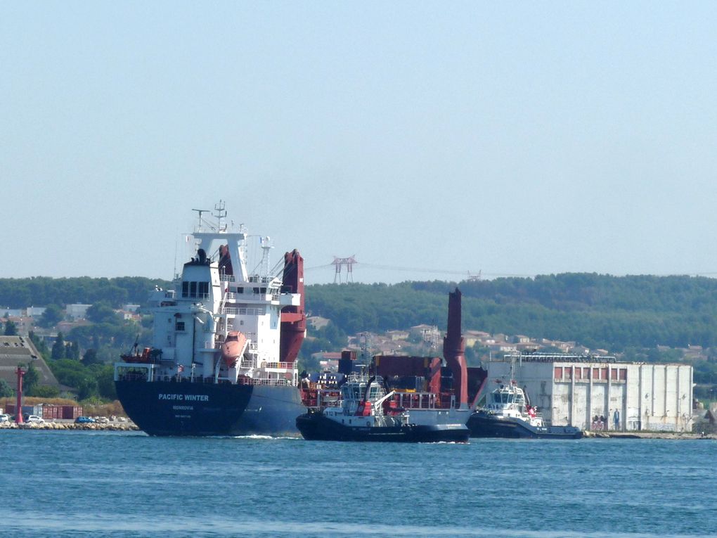 PACIFIC  WINTER  , appareillant du port de Lavera le  12 aout  2018