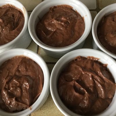 Délicieuses crèmes au chocolat et au mascarpone très faciles à réaliser