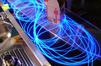 éclairage innovant, la fibre optique diffusante MIDLIGHTSUN