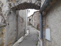 1- C'est marqué dessus. 2- Celle là je les aime !!! 3- Des petites ruelles des villages Montagnards