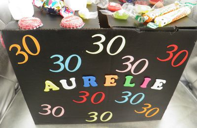30 ans, ça se fête.... une urne s'impose.... Happy Birthday Aurélie