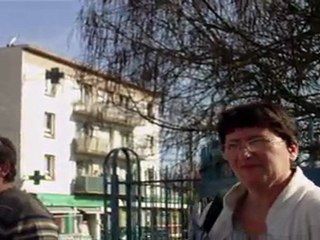 rassemblement devant l'hopital de Lagny