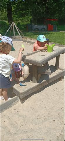 Sortie scolaire des maternelles aux jardins de Brocéliande (suite)