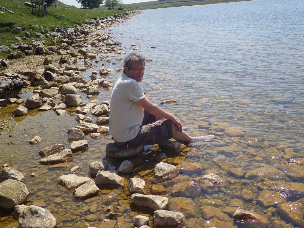 Piquenique sur le bord  de Malham Tarn