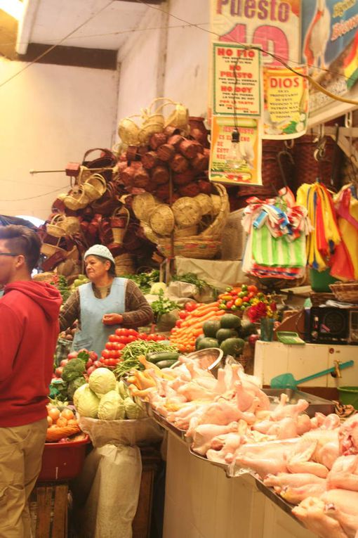 Au marché, au marché, on peut, on peut tout trouver !